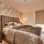 Lägenhet Dock Apt, Free Secure Parking! 2 Bed Leeds (West Yorkshire)