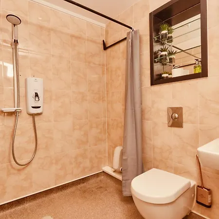 Apartment Leeds Dock Apt, Free Secure Parking! 2 Bed *