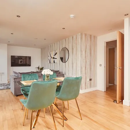 Dock Apt, Free Secure Parking! 2 Bed Apartamento *