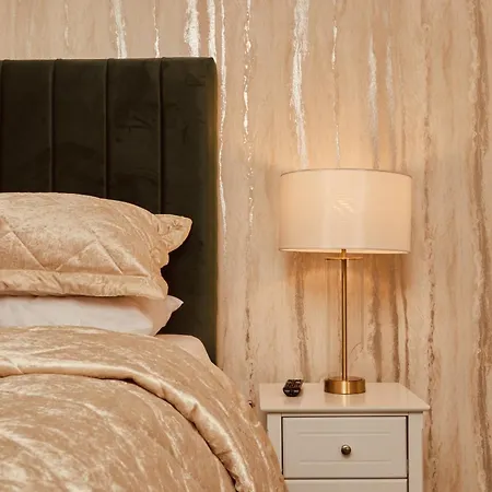 Dock Apt, Free Secure Parking! 2 Bed Apartamento Leeds (West Yorkshire)