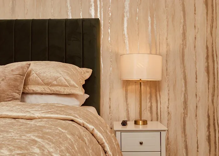 Dock Apt, Free Secure Parking! 2 Bed דירה לידס